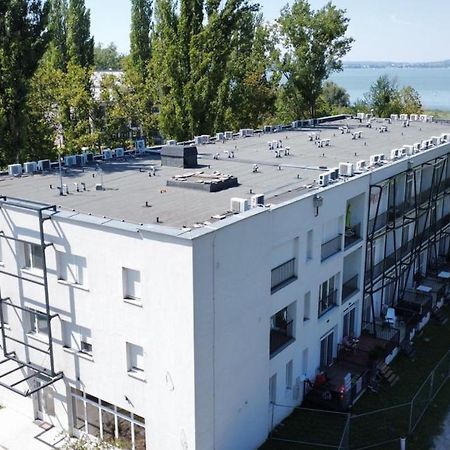 Gyoengybagoly Apartman Balatonbereny Exterior photo