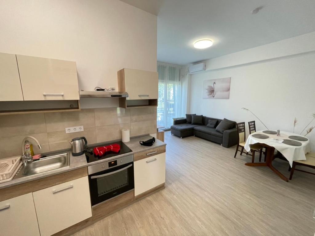 Gyoengybagoly Apartman Balatonbereny Exterior photo